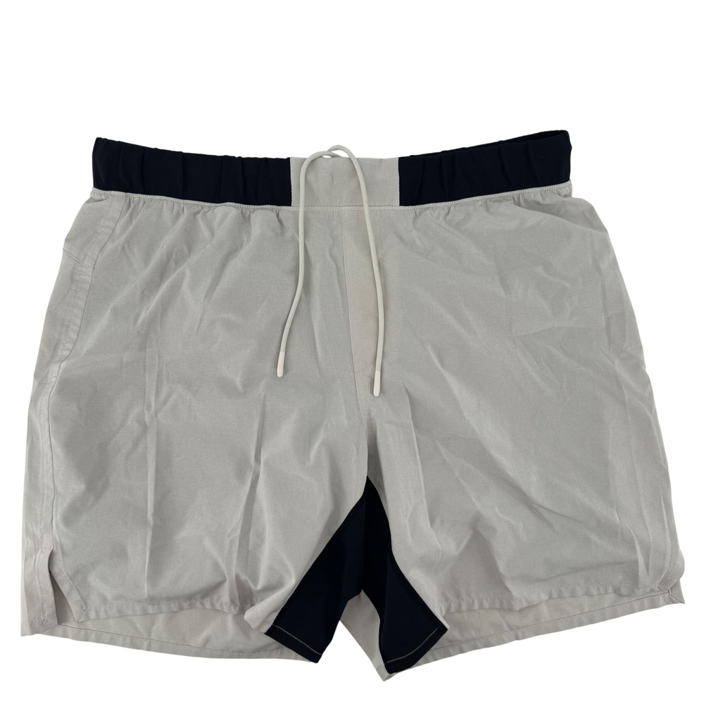 Ten Thousand Interval Short Mens Large Gray Black Lined Training TTSH008 7in